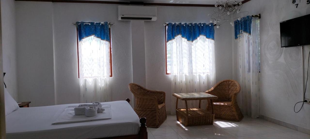 Princess Of Austrian Resort Coron